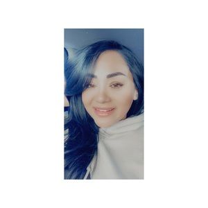 Meet your Posher, Beatriz